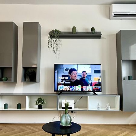 Green Prater Apartment Wina Bagian luar foto