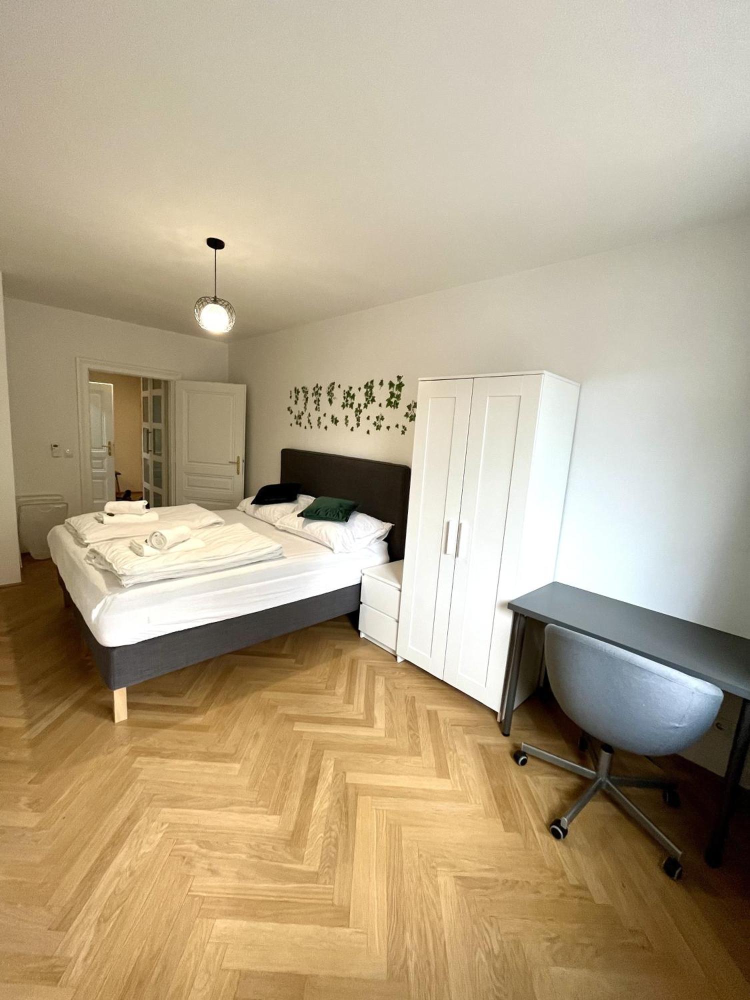 Green Prater Apartment Wina Bagian luar foto